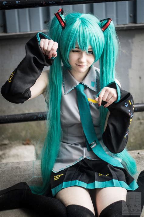 Hatsune Miku Cosplay : neko by wannabekawaii on DeviantArt