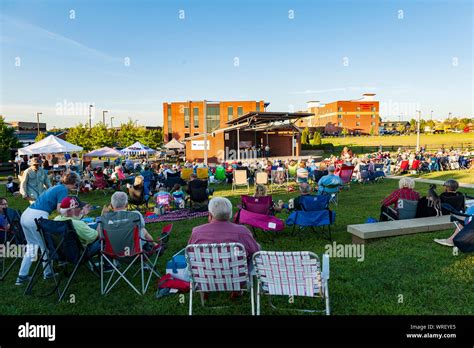 Kentucky bluegrass music hi-res stock photography and images - Alamy