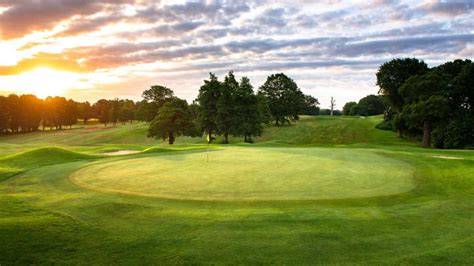 Moor Park Golf Club, find the best golf getaway in Hertfordshire