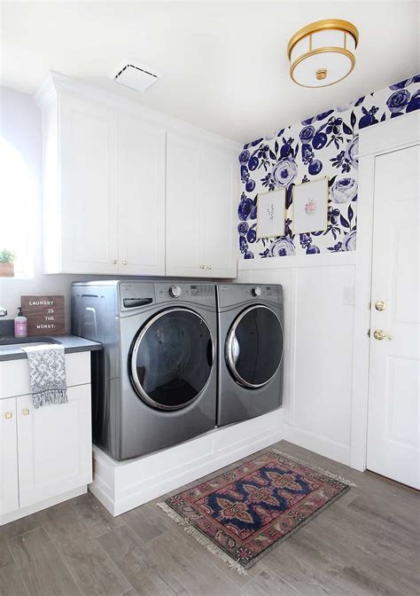 11 DIY Laundry Pedestal Ideas