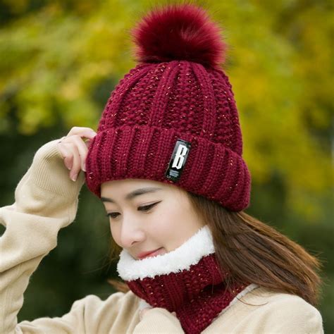 Mahroon Woolen Beanie Cap + Neck Warmer Set for Women and Girls – Warm ...