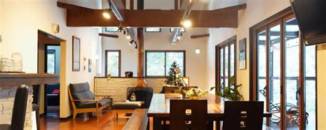 BEARS DEN MOUNTAIN LODGE HAKUBA | Book with Japan Ski Experience