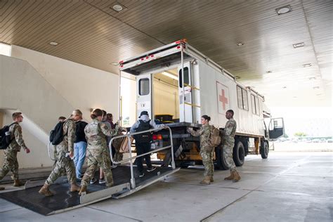 DVIDS - Images - 180FW Airmen Train at U.S. Naval Hospital Okinawa [Image 23 of 33]