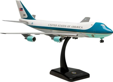 B747-200 (Air Force One) 1/200 Scale