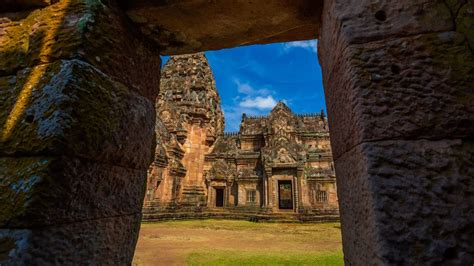 Prasat Phanom Rung temple ruins, Buriram province, Thailand - Bing Gallery