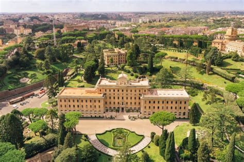 Vatican Gardens : Visitor's GUIDE - Vatican Tickets