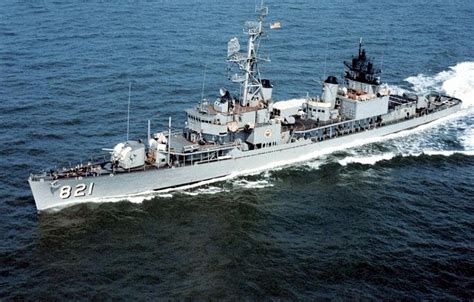 Destroyer Photo Index DD-821 USS JOHNSTON