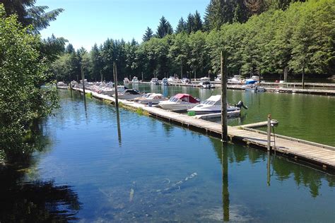 Port Renfrew Marina - Port Renfrew Accommodations