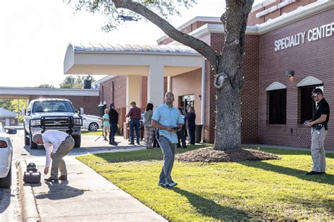 Northwest Florida Community Hospital in Chipley, Florida Offers Drive-Through COVID Testing ...