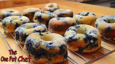 The One Pot Chef Show: Oven Baked Blueberry Donuts - RECIPE