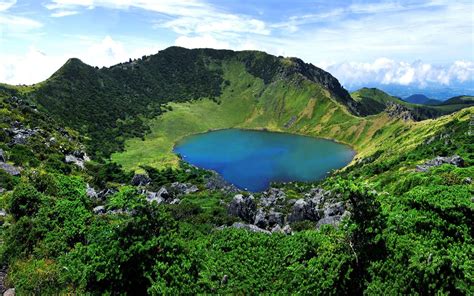 [Patrimoine mondial naturel de l’UNESCO : l’île volcanique et les ...