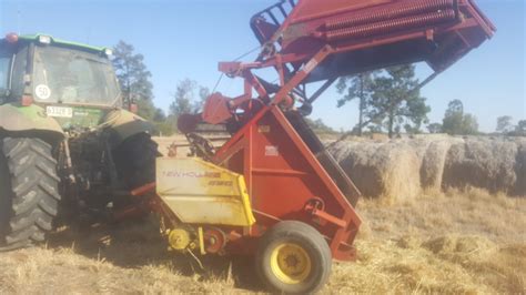 New Holland 850 Round Baler | Machinery & Equipment - Hay and