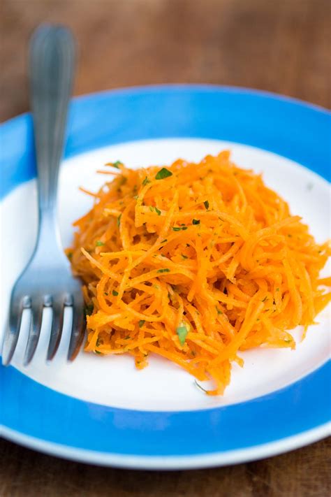 French Grated Carrot Salad