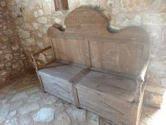 Category:Wooden benches in Spain - Wikimedia Commons