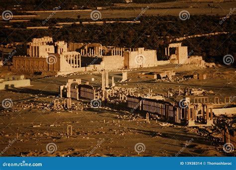 Ruins in Palmyra stock photo. Image of palmyra, pillars - 13938314