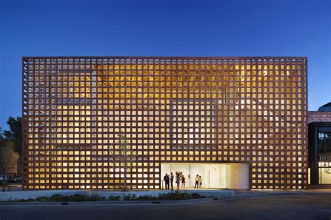 Spotlight: Shigeru Ban | ArchDaily