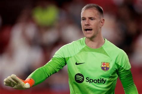 Ter Stegen ya no es así, luce una mata de pelo como un león: "Peluca o ...