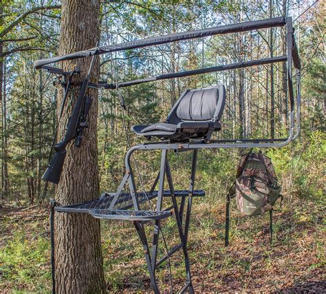 Best Climbing Tree stands to Make Your Bow Hunting Easier In 2024