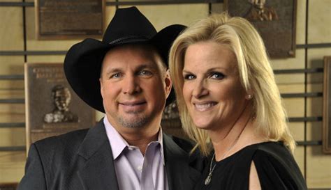 A 'Saucy' Family Tradition Won Trisha Yearwood's Heart for Garth Brooks