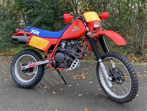 XR 500 1984 n°121 # CLASSIC RED