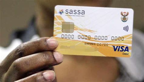 Concerns grow as over 5 million Sassa gold cards will expire by June 2023 - DFA