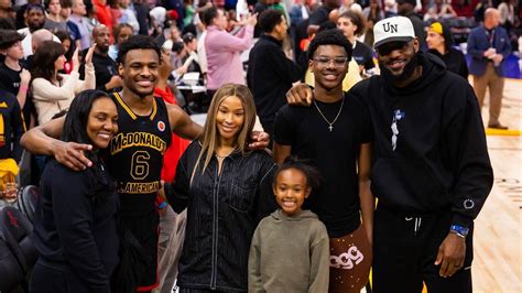 “FAMILY!”: Bronny James and Bryce Celebrate Father LeBron James’ EPSY ...