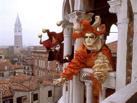 The History and Present of Venice Carnival | Everything About Venice and Murano Glass