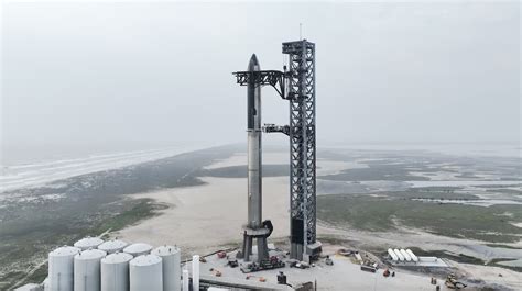 SpaceX readying Starship rocket for around-the-world test flight as soon as next week - Space ...