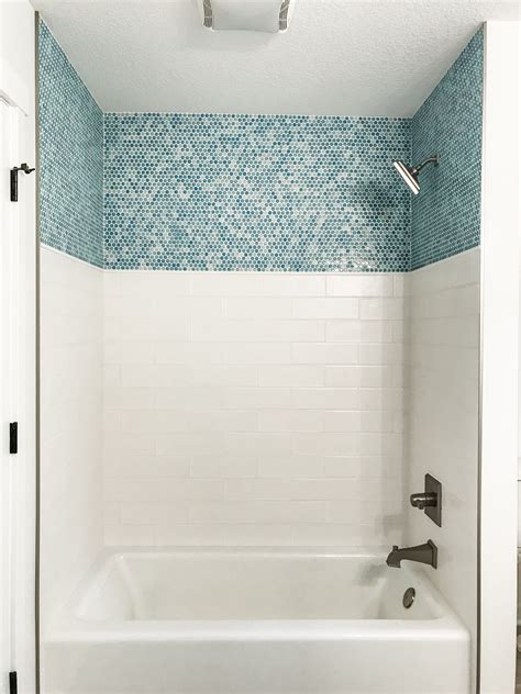 Upgrade Your Bathing Experience With These 15 Bathtub Tile Surround Ideas