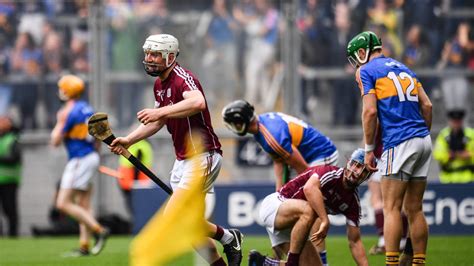 GAA: Galway beat champions Tipperary in epic 0-22 to 1-18 semi-final clash | GAA News | Sky Sports