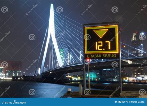 The Erasmusbrug editorial photography. Image of night - 44245977