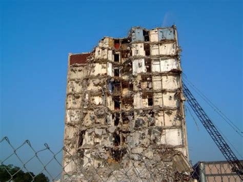 Armknecht Chicago Photos: Cabrini Green Demolition