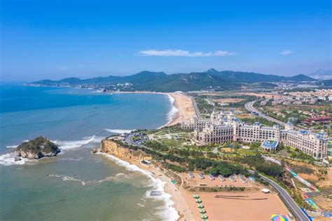 Increasingly pluralistic Dalian Golden Pebble Beach favored by tourists from home and abroad