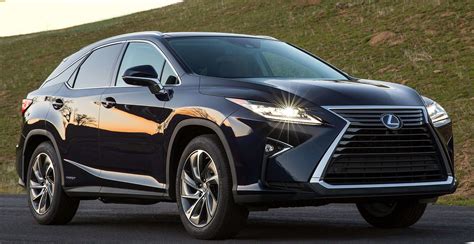 Inside Look: 2016 Lexus RX 450h Hybrid