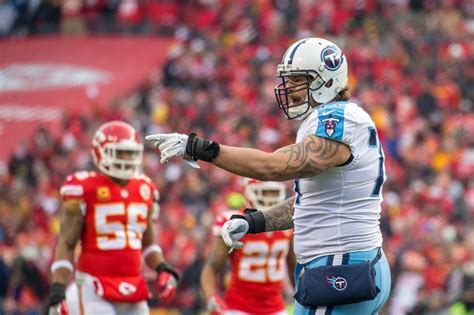 Titans and Taylor Lewan swapped contract proposals Tuesday