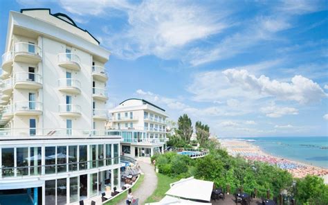 Hotel in Gabicce Mare Italy | Sans Souci Hotel