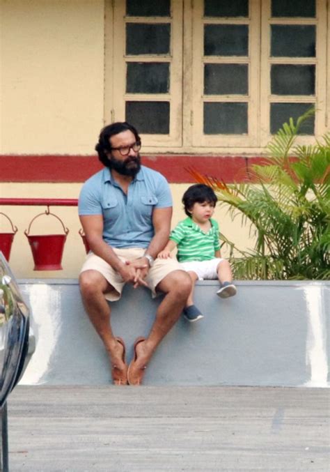 Taimur Ali Khan Cries in Latest Pics as Daddy Saif Ali Khan Looks Lost, See Pics | India.com