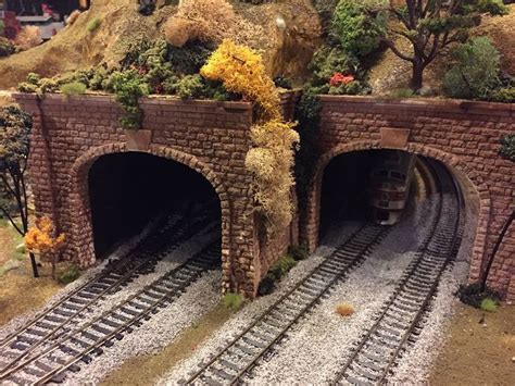 Tunnels entrance | Model trains, Model railroad, Ho model trains