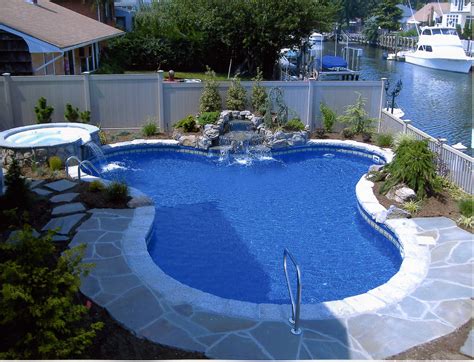 Swimming Pool Design for Your Beautiful Yard – HomesFeed