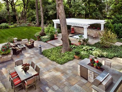 50 Backyard Landscaping Ideas | Landscaping Tips and Inspiration for ...