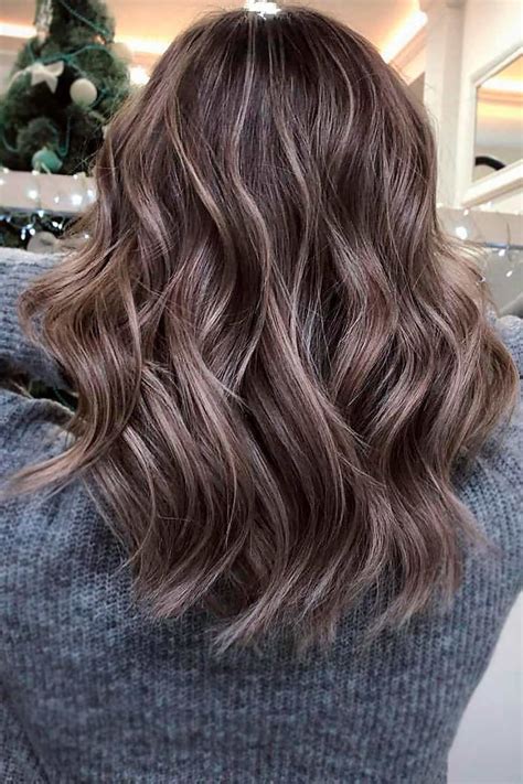 Ash Brown Hair Is Exactly What You Need To Update Your Style (2022 ...