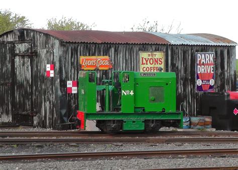 Narrow Gauge Railways UK: Evesham Vale Light Railway