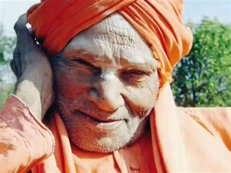 Siddaganga seer Shivakumara Swamiji passes away | News - Times of India Videos