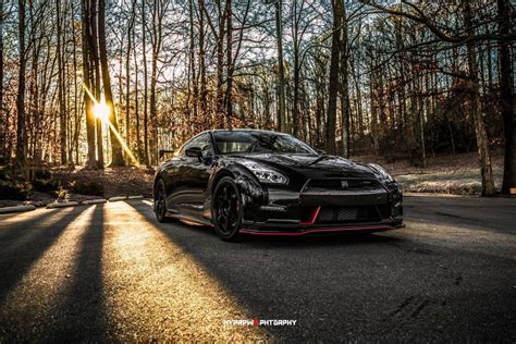 Stunning Black 2015 Nissan GT-R Nismo Photoshoot! - GTspirit