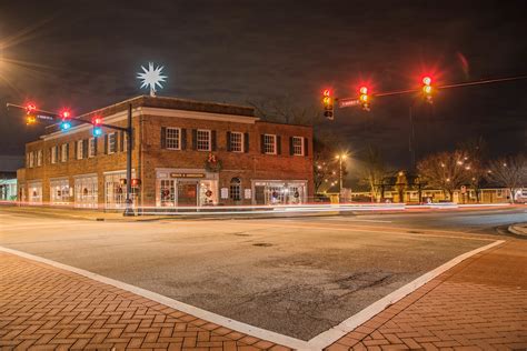 Downtown Kernersville, NC | Angela Beck | Flickr