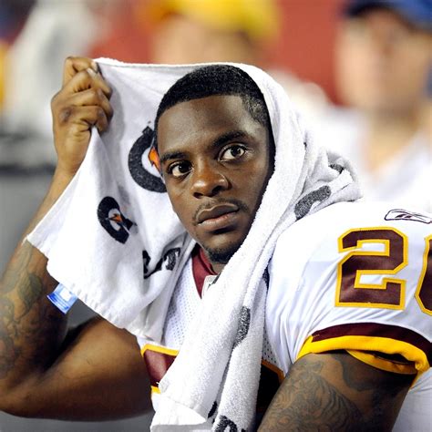 Clinton Portis, Daunte Culpepper Among Former Players Suing NFL over Concussions | Bleacher ...