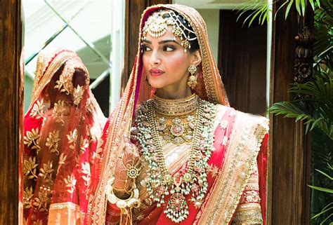 Sonam Kapoor looks gorgeous in Bridal dress - Dynamite News