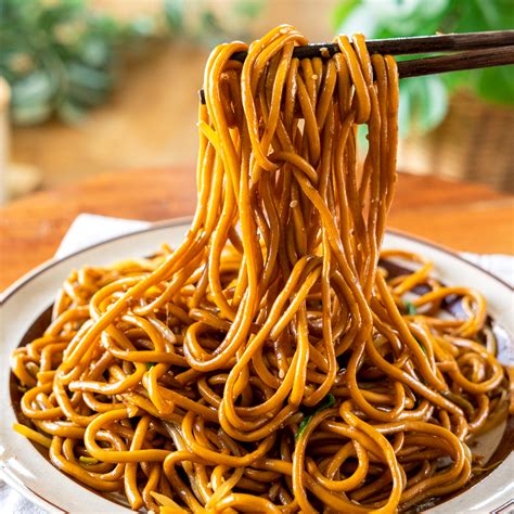 10-Minute Pan Fried Noodles | Cookerru