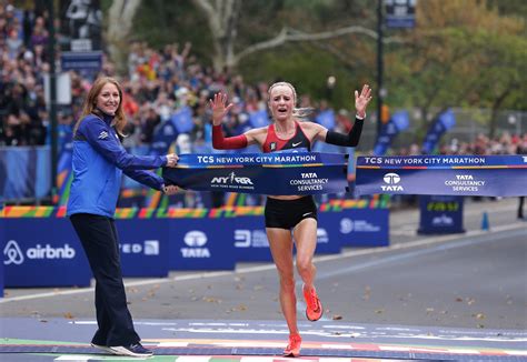 Shalane Flanagan upsets Mary Keitany to become first U.S. woman to win NYC Marathon since 1977 ...