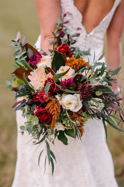 New, Used, & Sample Wedding Dresses - PreOwnedWeddingDresses | Fall wedding flowers, Flower ...